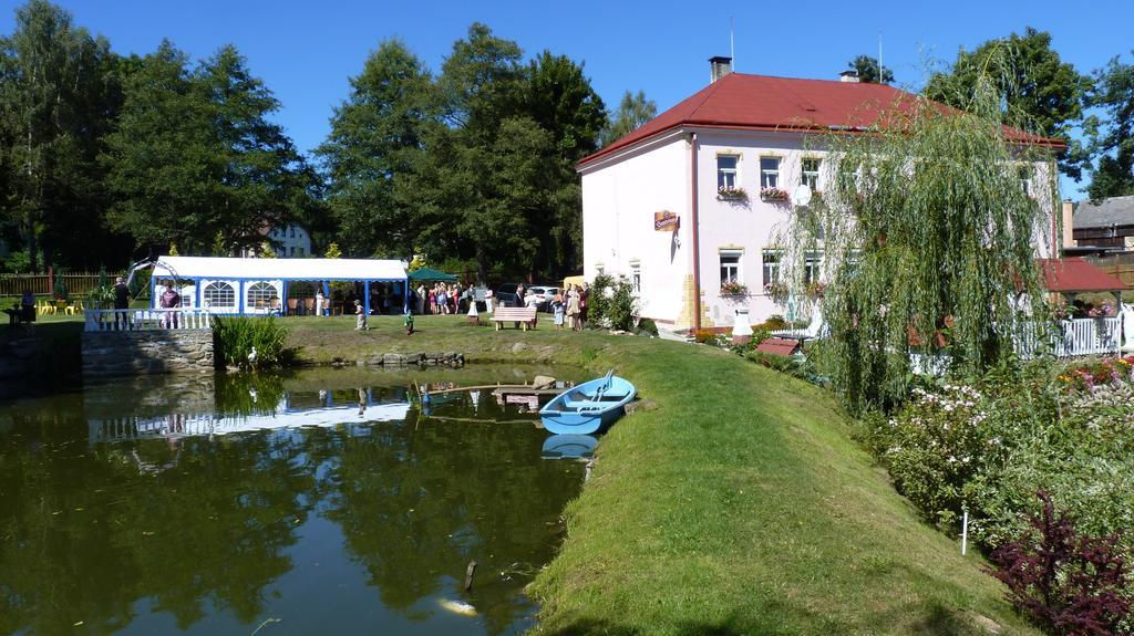 Penzion U Bernardyna Tachov  Bagian luar foto